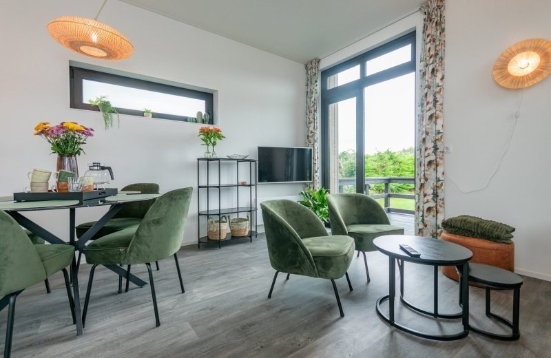 Haantjes Vakantiepark Duinlodge eetkamer woonkamer