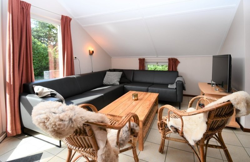 Haantjes vakantiepark terschelling schylger plakken vissersplak woonkamer