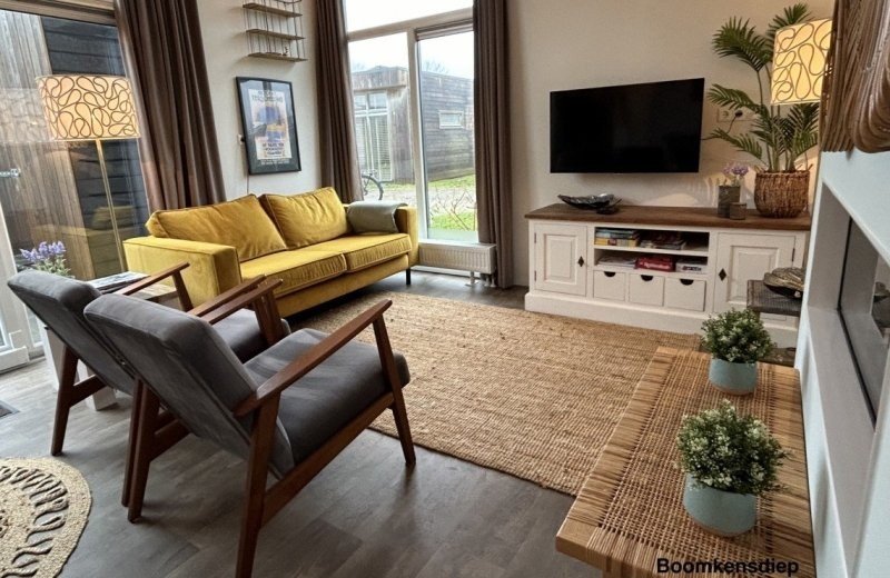 Haantjes Vakantiepark Terschelling Wadstromen basic 4 personen Boomkensdiep woonkamer