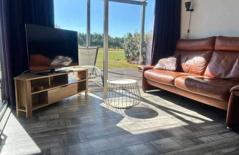 Haantjes vakantiepark wadplaten riepel woonkamer