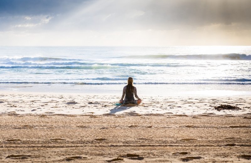 Yoga op het strand